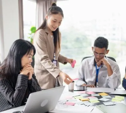audience discovery keywords for company