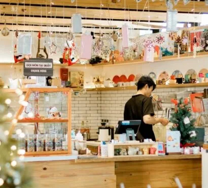 custom gift shop emotional marketing copywriting strategy